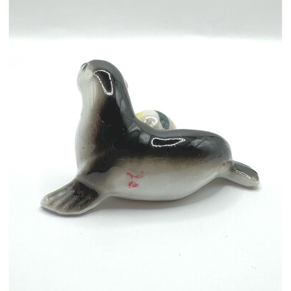 Vintage Seal Figurine Sits by Ball Porcelain Sea Lion Ceramic Animal Miniature - Picture 2 of 6